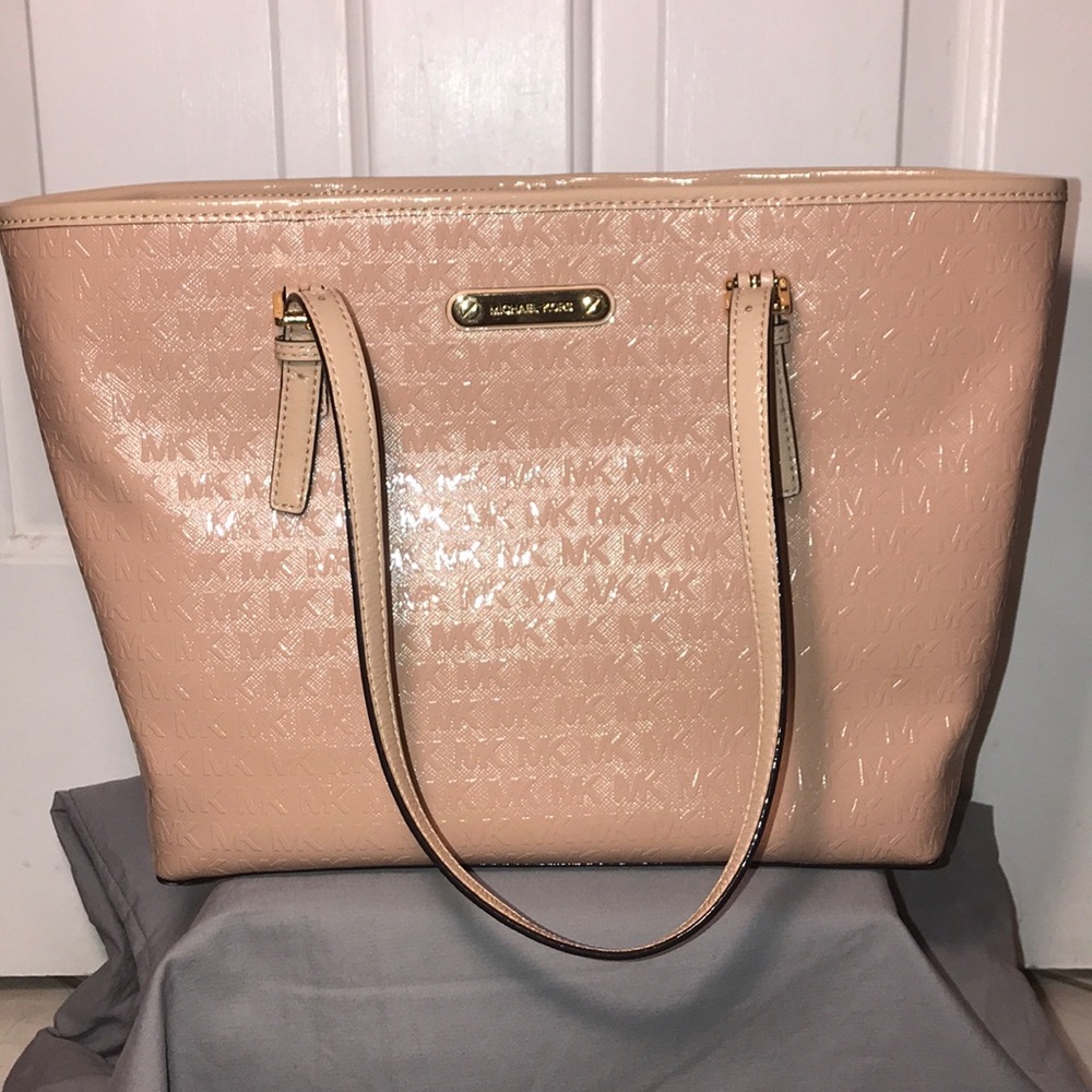 Michael Kors Jet Set Travel Tote